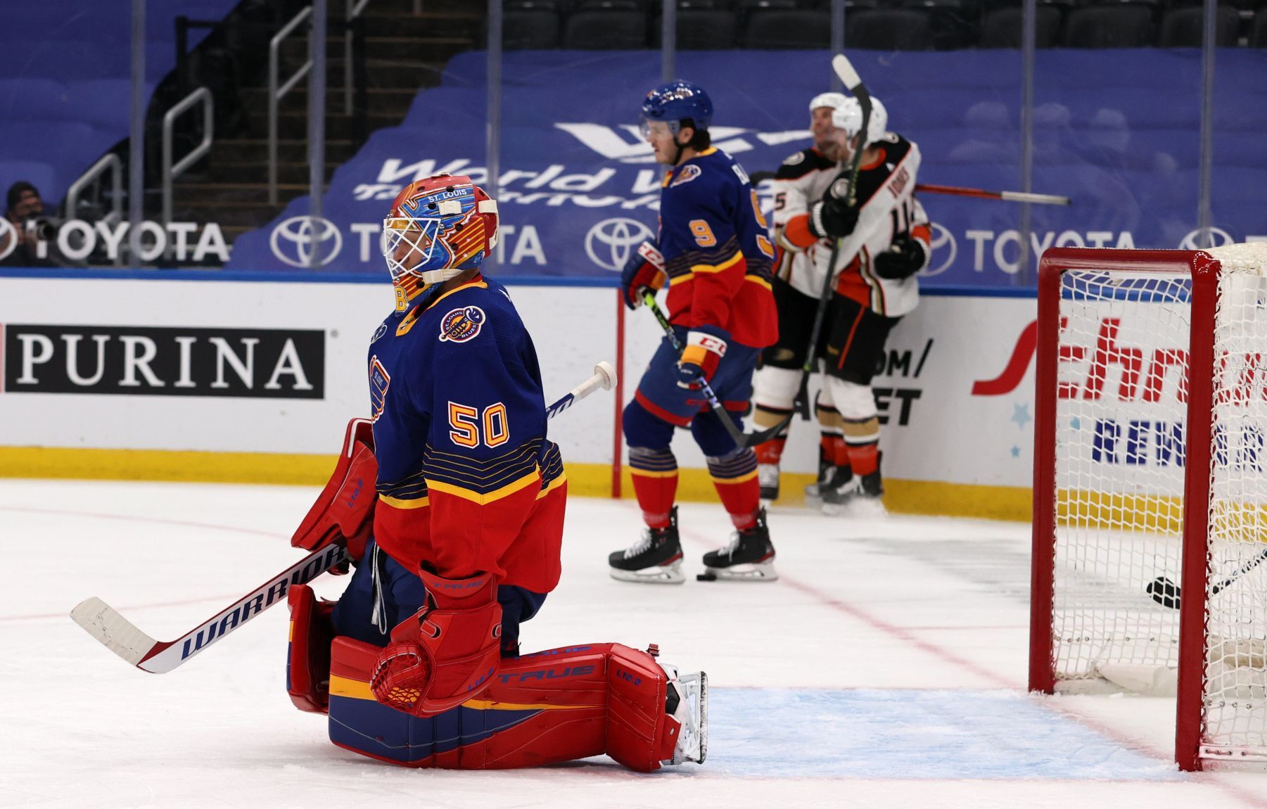Anaheim Ducks vs St. Louis Blues